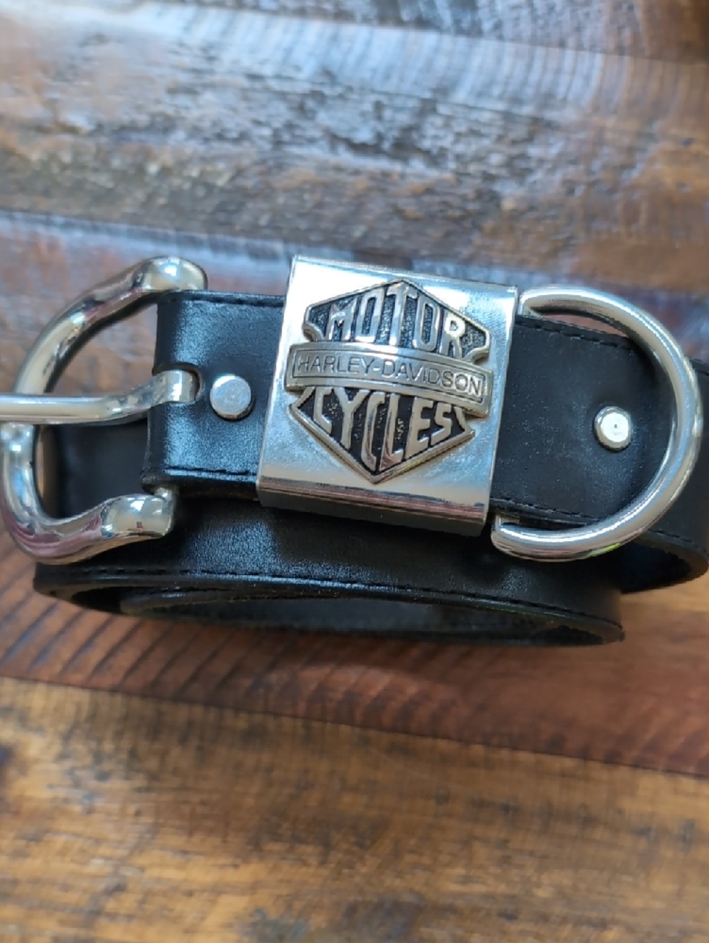 Harley-Davidson Black Leather Belt with Silver Chrome Logo Buckle - Picture 4 of 13